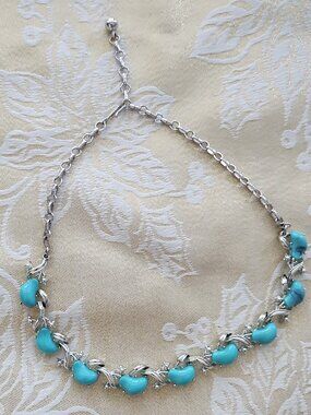 Lot of 3 necklaces bag 13